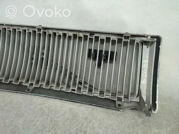 Volvo 460 Grille de calandre avant 