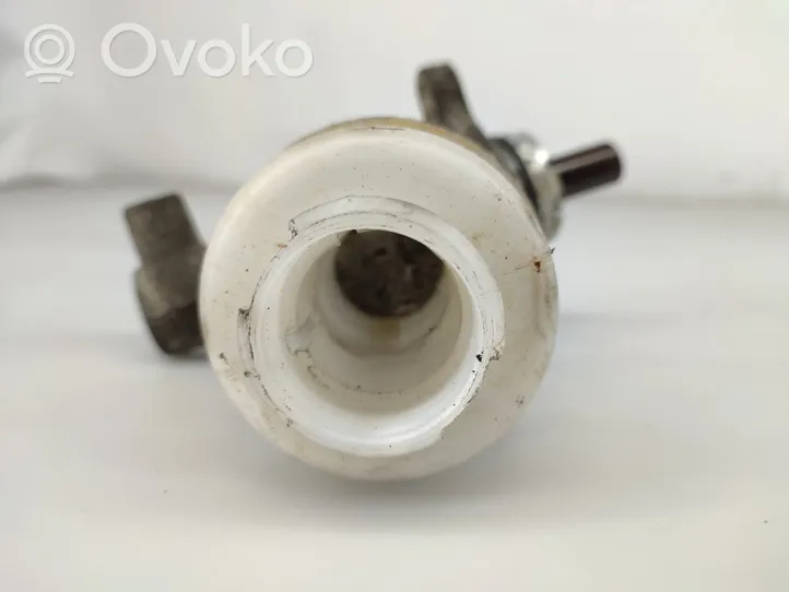Suzuki Alto Galvenais bremžu cilindrs 