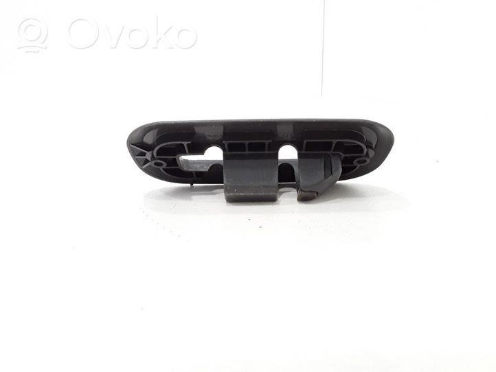 Volkswagen Sharan Copertura rivestimento binario sedile posteriore 7M0883087