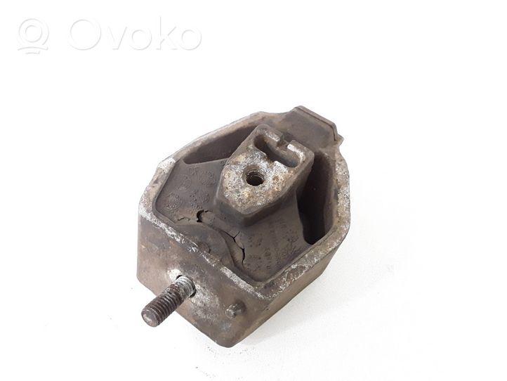 Audi A6 S6 C4 4A Supporto della scatola del cambio 4A0399151D