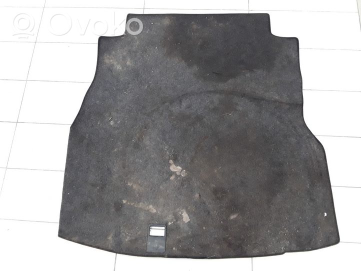 Audi A4 S4 B5 8D Doublure de coffre arrière, tapis de sol 