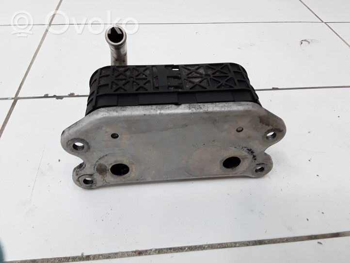 Volvo S40, V40 Support de filtre à huile O5850000