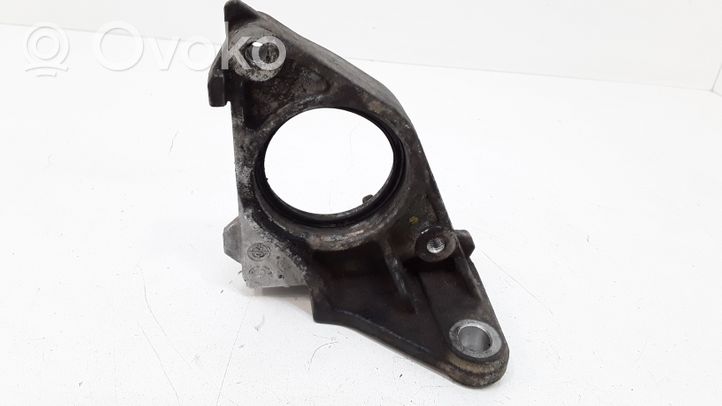 Renault Megane II Staffa del cuscinetto di supporto dell’albero di trasmissione 