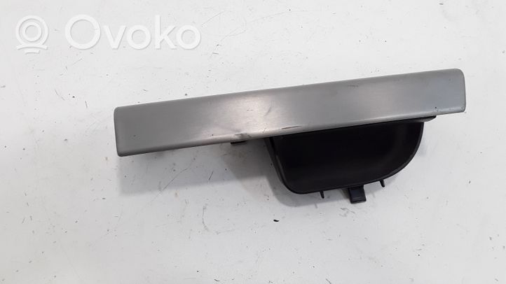 Volvo V50 Support bouton lève vitre porte arrière 8663819