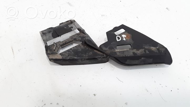 Volvo V50 Support phare frontale 30678261