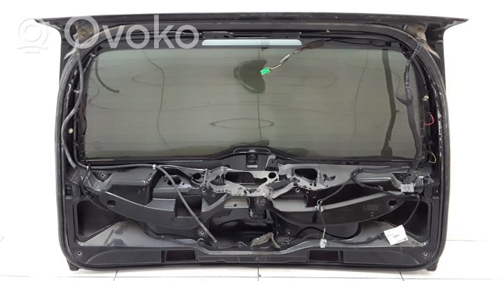 Volvo V70 Tylna klapa bagażnika 