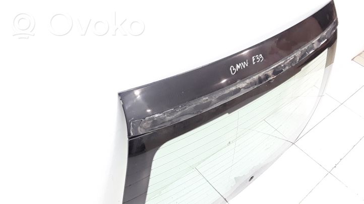 BMW 5 E39 Opening tailgate glass 