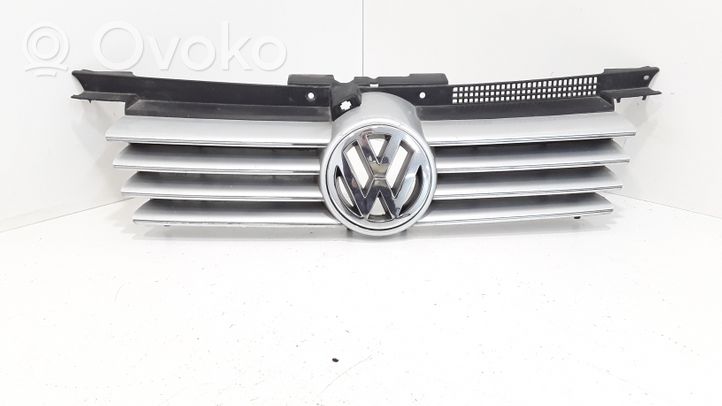 Volkswagen Bora Grotelės priekinės 1J5853655