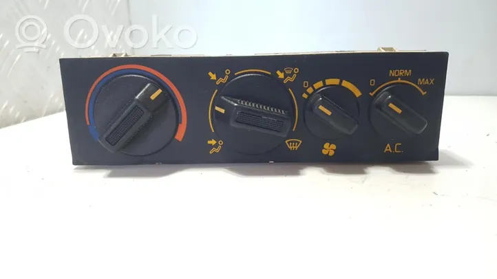 Renault 21 Panel klimatyzacji A30828255J