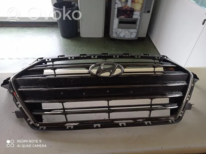 Hyundai Elantra Grille de calandre avant 