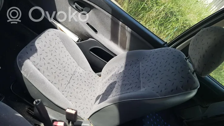 Citroen TEST Fotel przedni pasażera 