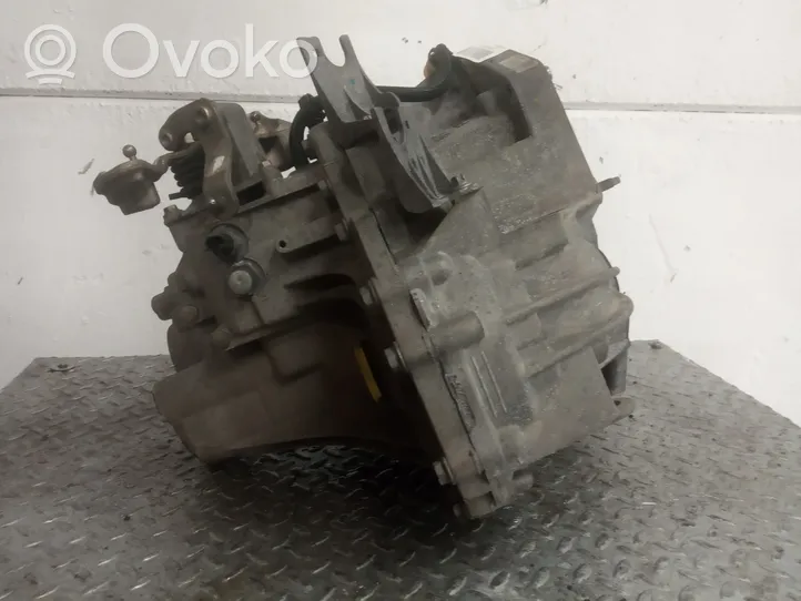 Renault Megane II Manual 6 speed gearbox ND0014