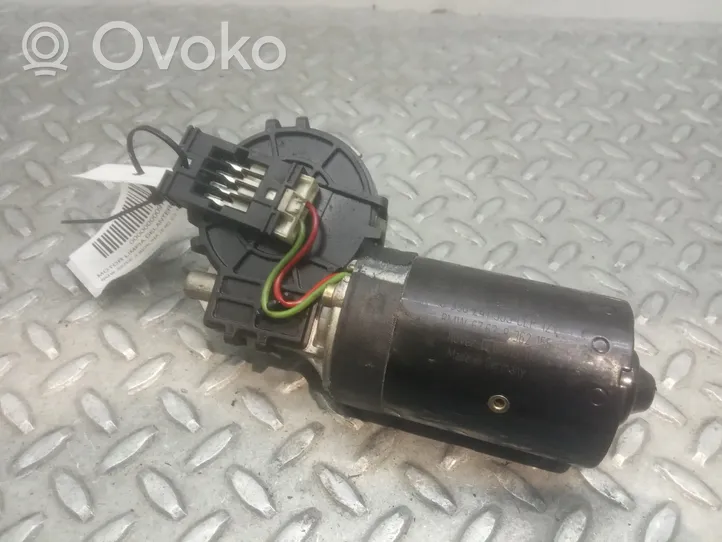 BMW X3 E83 Motor y varillaje del limpiaparabrisas delantero 0390241355