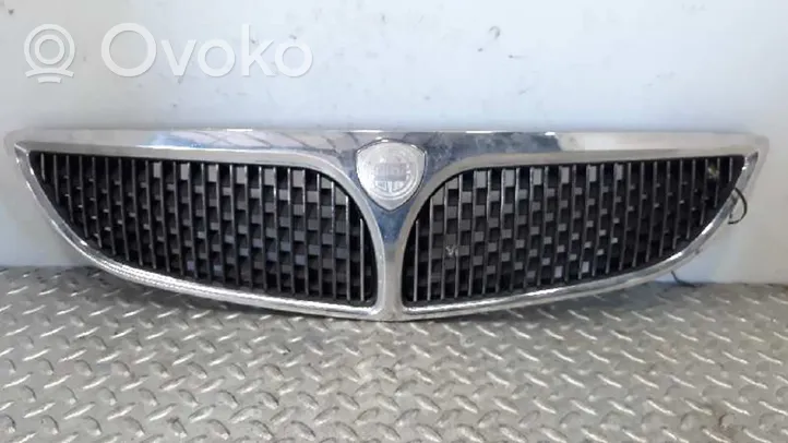 Lancia Lybra Grille de calandre avant 