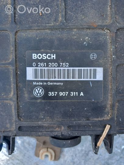 Volkswagen PASSAT B3 Sterownik / Moduł ECU 357907311A