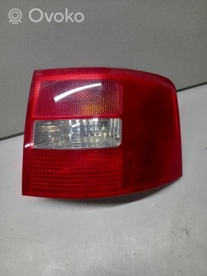 Audi A6 S6 C5 4B Lampa tylna 4B9945096