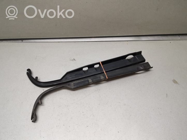 Audi 80 90 S2 B4 Listwa pod lampę przednią 811853835D