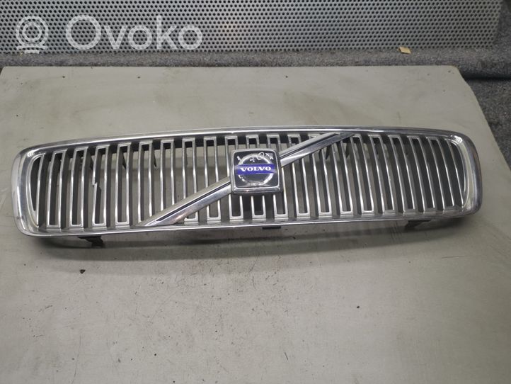 Volvo V70 Grille calandre supérieure de pare-chocs avant 9190385