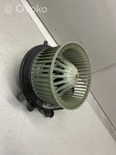 Audi A4 S4 B5 8D Ventola riscaldamento/ventilatore abitacolo 8D1820021