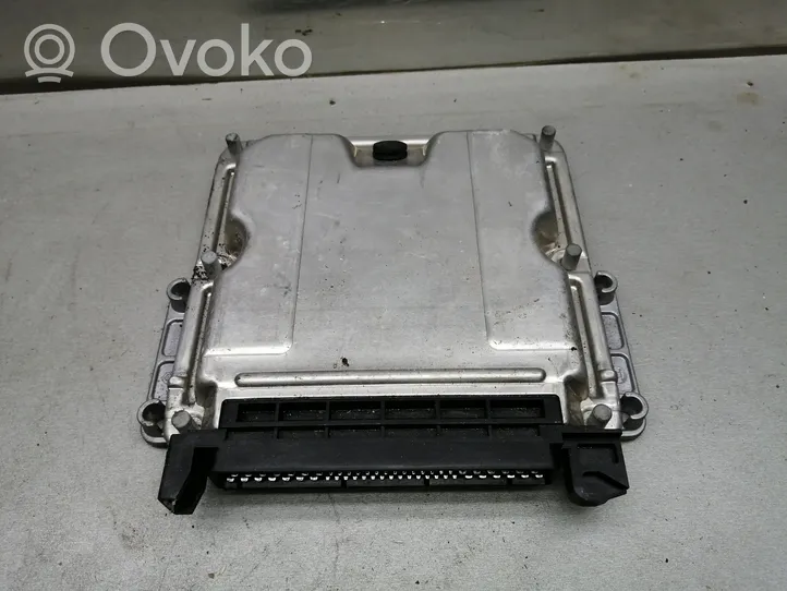 Citroen C5 Sterownik / Moduł ECU 9638795280