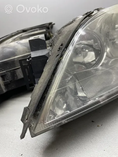 Ford Mondeo Mk III Headlights/headlamps set 