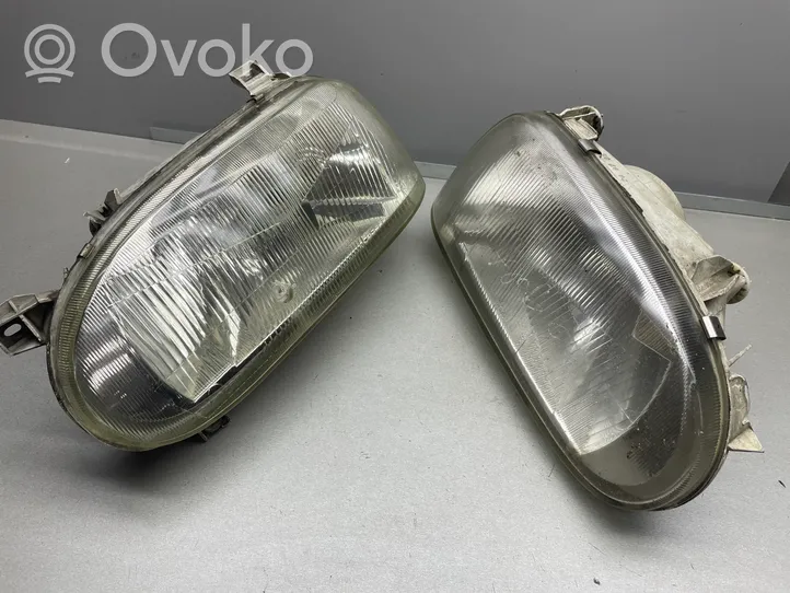 Volkswagen Golf III Lot de 2 lampes frontales / phare 