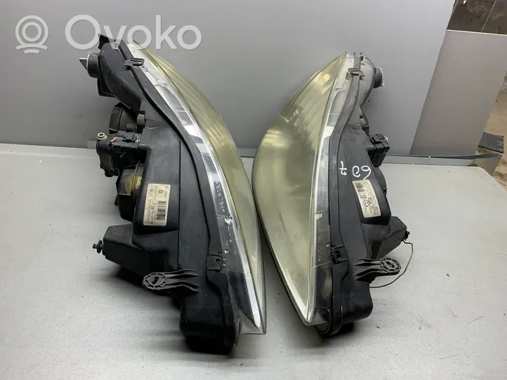 Peugeot 607 Lot de 2 lampes frontales / phare 