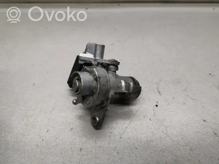 Audi A6 S6 C6 4F Takaluukun ulkopuolinen lukko 8E0827573A