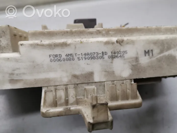 Ford C-MAX I Module de fusibles 4M5T14A073BD