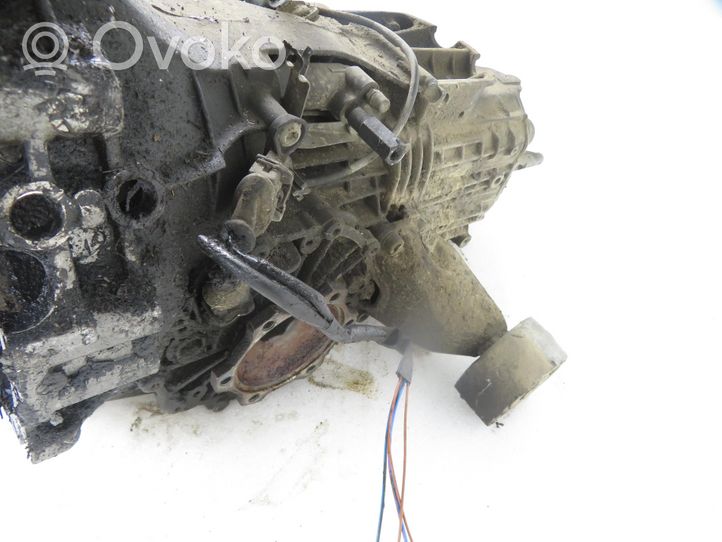 Audi A4 S4 B5 8D Mechaninė 6 pavarų dėžė 