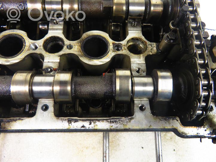 Peugeot 607 Testata motore 9656950580