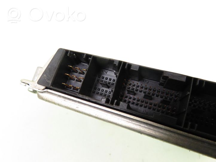 Toyota Yaris Sterownik / Moduł ECU 8966152890