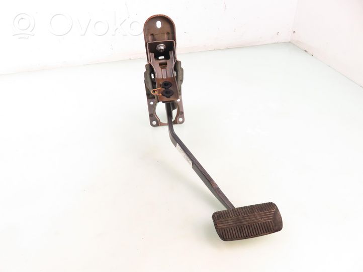 Nissan Pathfinder R51 Brake pedal 