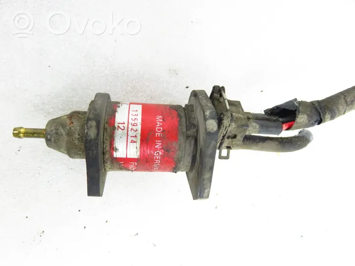 KIA Sorento Pompe à carburant Webasto 1359214