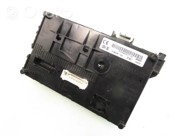 Aston Martin Rapide Module confort P8200065817A