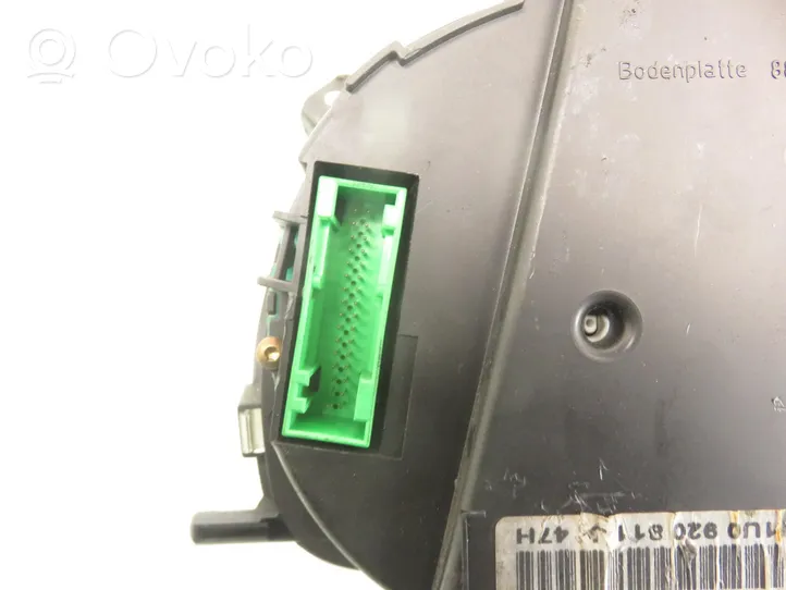 Skoda Octavia Mk1 (1U) Tachimetro (quadro strumenti) 81071428