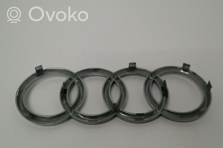 Audi A3 S3 A3 Sportback 8P Emblemat / Znaczek 8P0853605