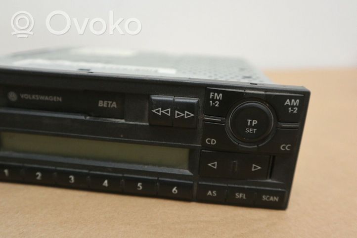 Volkswagen Polo V 6R Unité principale radio / CD / DVD / GPS 6X0035152B