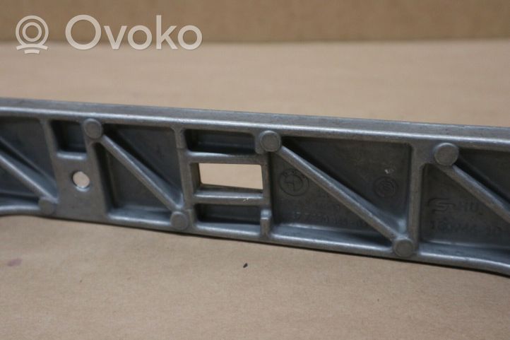 BMW 4 F32 F33 Kita variklio skyriaus detalė 7290345