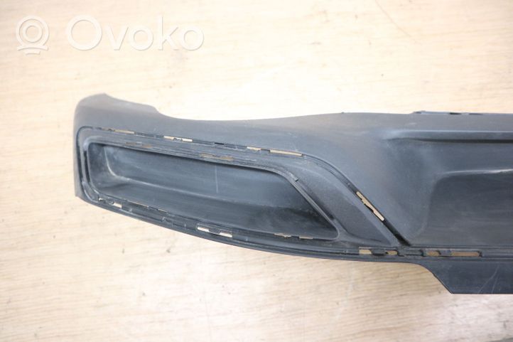 Volkswagen PASSAT B8 Takapuskurin alaosan lista 3G0807568A