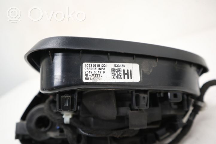 Nissan Qashqai J12 Elektryczne lusterko boczne drzwi przednich VM680501