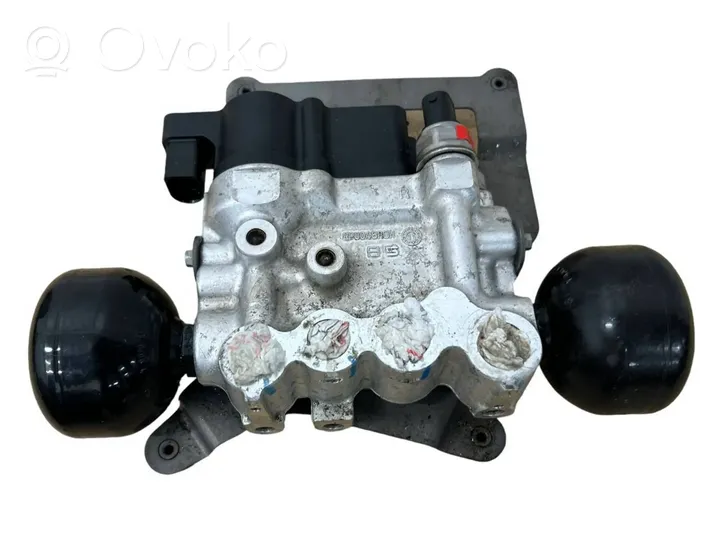 McLaren MP4 12c Compresseur / pompe à suspension pneumatique RP0048ROH