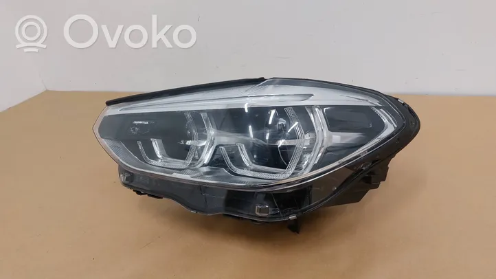 BMW X4 G02 Phare frontale 8739653