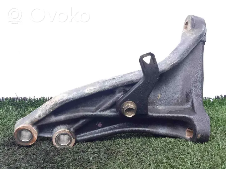 Toyota Hilux (AN120, AN130) Support de moteur, coussinet 331180K040