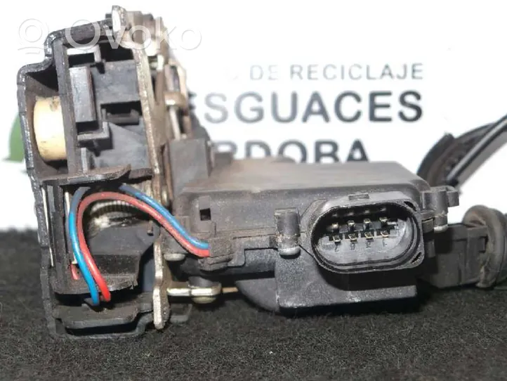 Volkswagen Bora Front door lock 