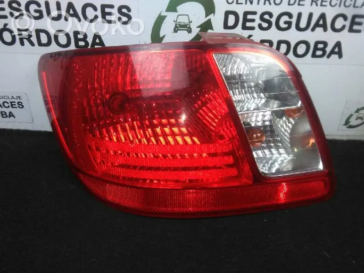 KIA Rio Lampa tylna 