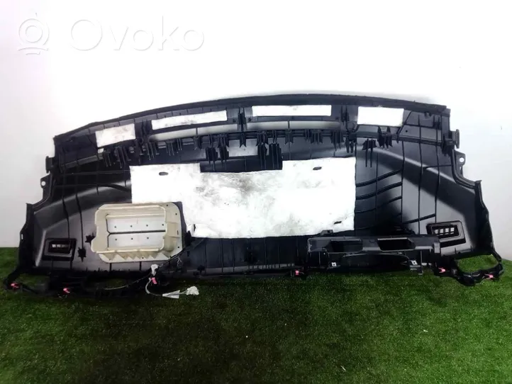 Toyota Auris E180 Panel de instrumentos 5540102900C0