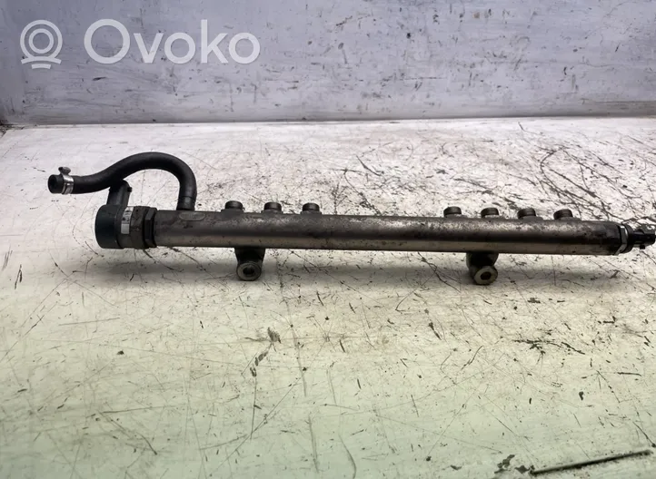 Volvo S60 Fuel main line pipe 