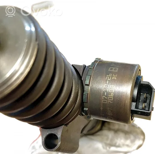 Volkswagen Jetta V Fuel injector 