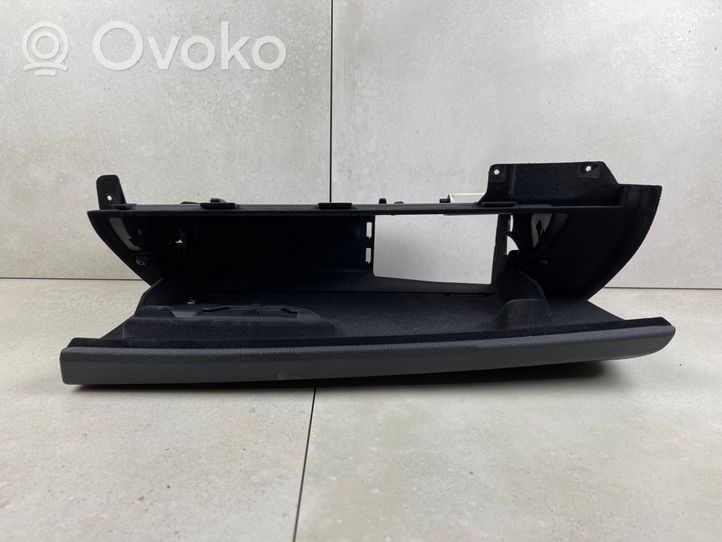 BMW 7 F01 F02 F03 F04 Daiktadėžės (bordačioko) komplektas 9112164